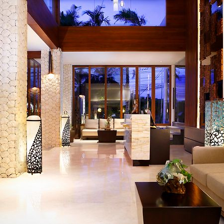 D'Primahotel Petitenget Seminyak 2 Esterno foto