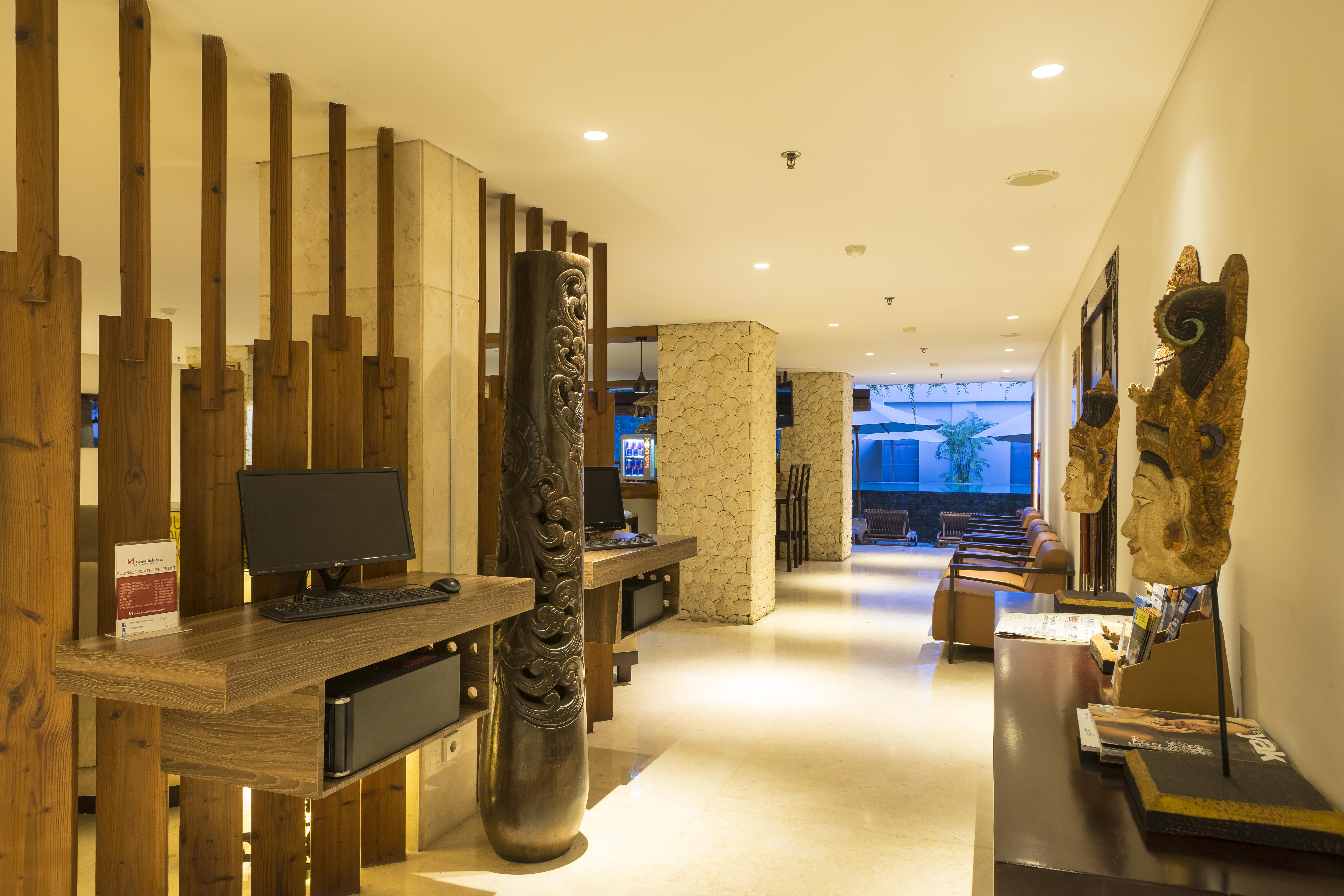 D'Primahotel Petitenget Seminyak 2 Esterno foto